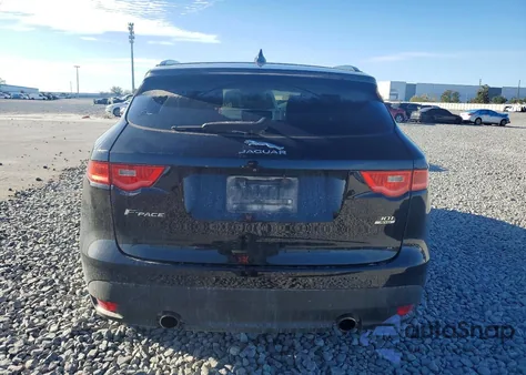 2019 Jaguar F-Pace Prestige z USA, uszkodzony, nr VIN SADCK2GX9KA356938